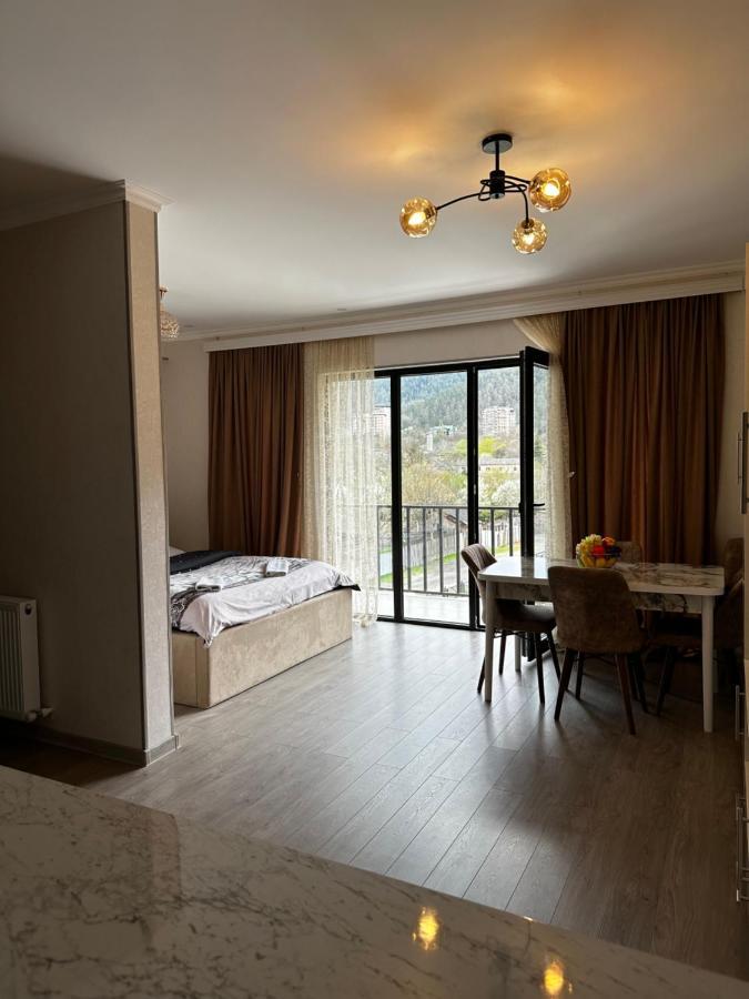 Vitali Apartment Боржоми Екстериор снимка