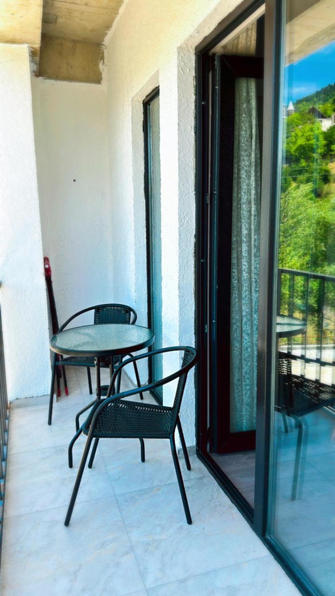 Vitali Apartment Боржоми Екстериор снимка